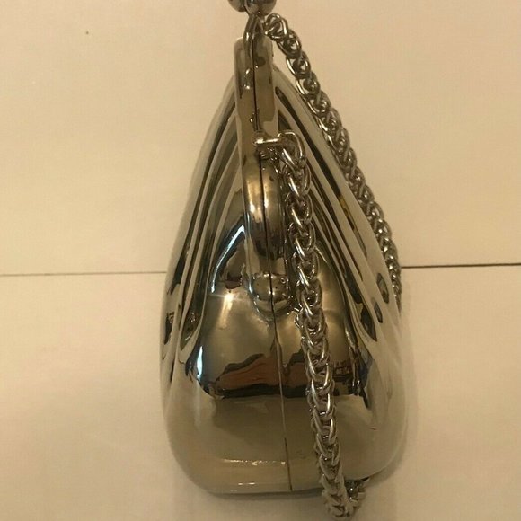 REAL SILVER VINTAGE SAKS FIFTH AVENUE PURSE BAG! - Picture 3 of 10